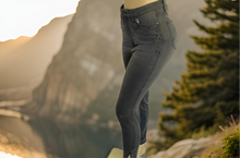 Load image into Gallery viewer, Gray Black skinny jeans
