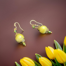 Load image into Gallery viewer, Green earrings
