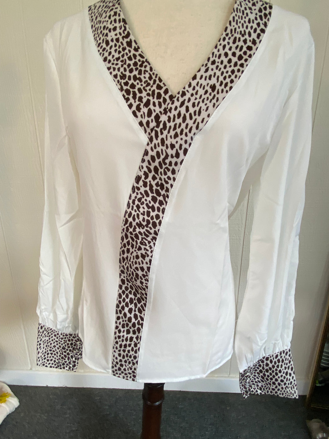 Leopard long sleeve top